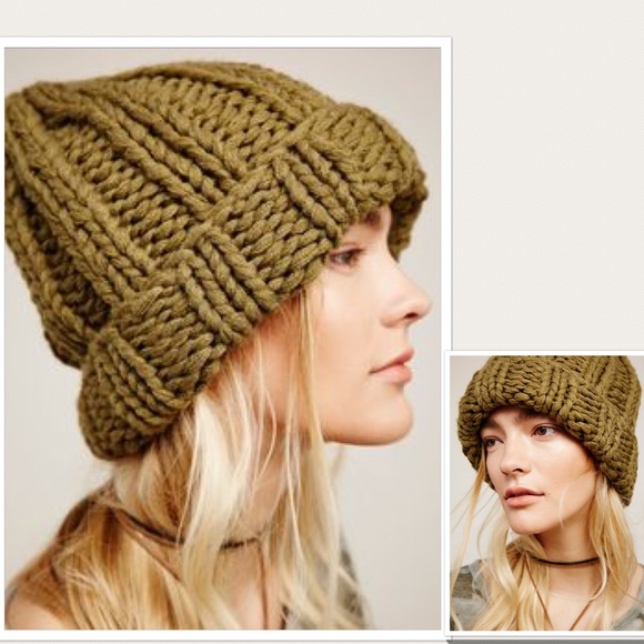 Free People Accessories - NWT Free People Chunky Knit Olive Beanie